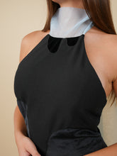 Load image into Gallery viewer, Black Velvet Curve Dress (PRE-ORDER)
